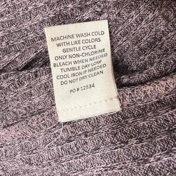 NWT Cozy Tan Pink Rose Sweater
Cardigan SIZE L Women's Pink Open-Front Sweater - Picture 5 of 7